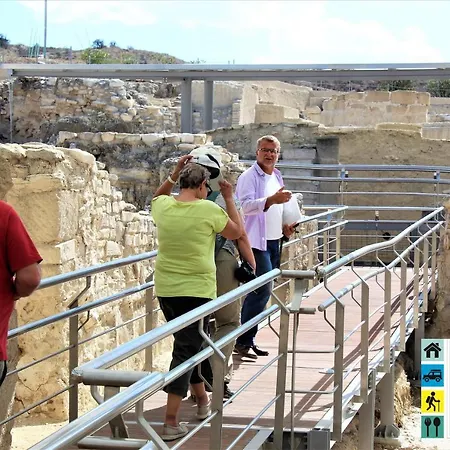 Gospodarstwo wiejskie Tzionis Holidays Stonehouse *