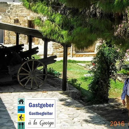 Gospodarstwo wiejskie Tzionis Holidays Stonehouse Lympia