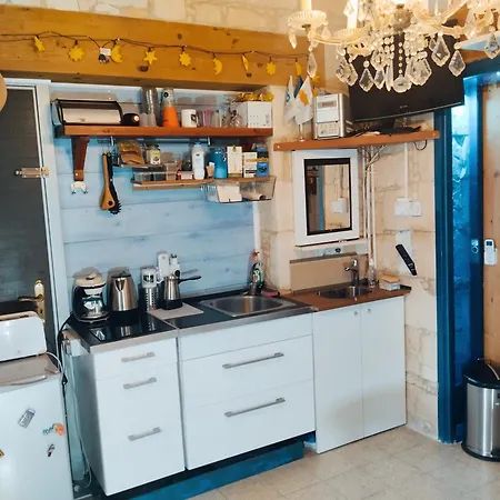 Tzionis Holidays Stonehouse Lympia