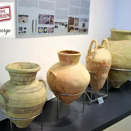 Kır Evi Tzionis Holidays Stonehouse *