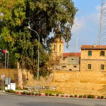 Tzionis Holidays Stonehouse * Lympia