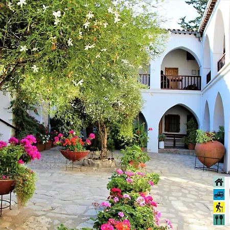 Tzionis Holidays Stonehouse * Lympia