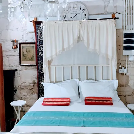 Tzionis Holidays Stonehouse Kır Evi