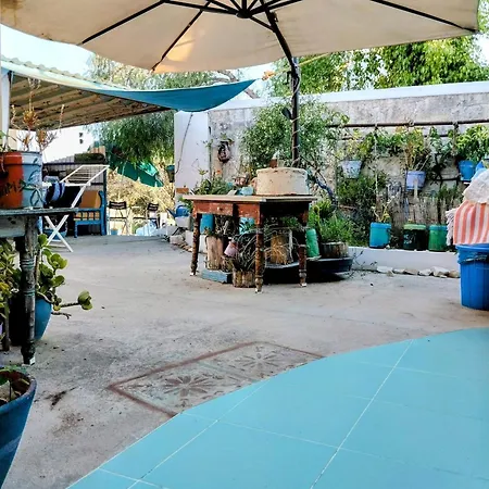 Kır Evi Tzionis Holidays Stonehouse *