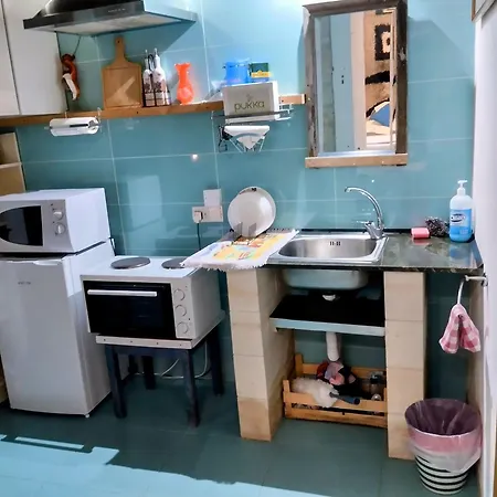 Kır Evi Tzionis Holidays Stonehouse