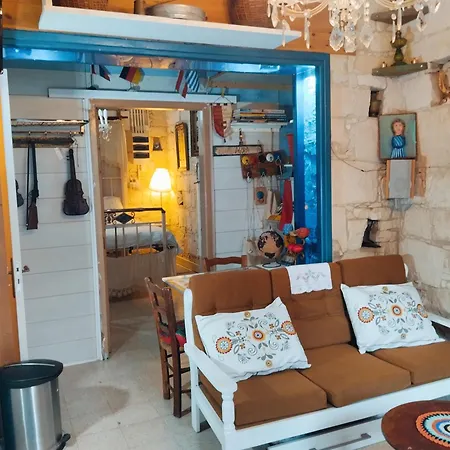 Tzionis Holidays Stonehouse * Lympia