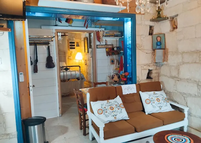 Tzionis Holidays Stonehouse * Lympia