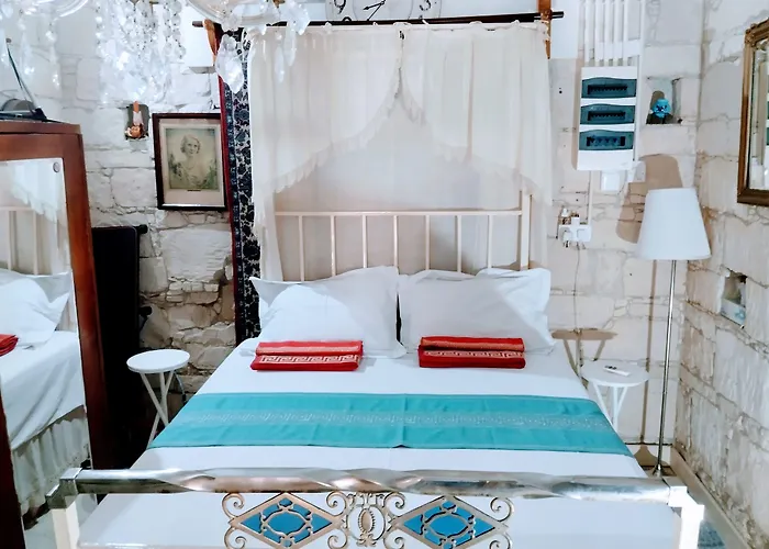 Tzionis Holidays Stonehouse 컨트리하우스