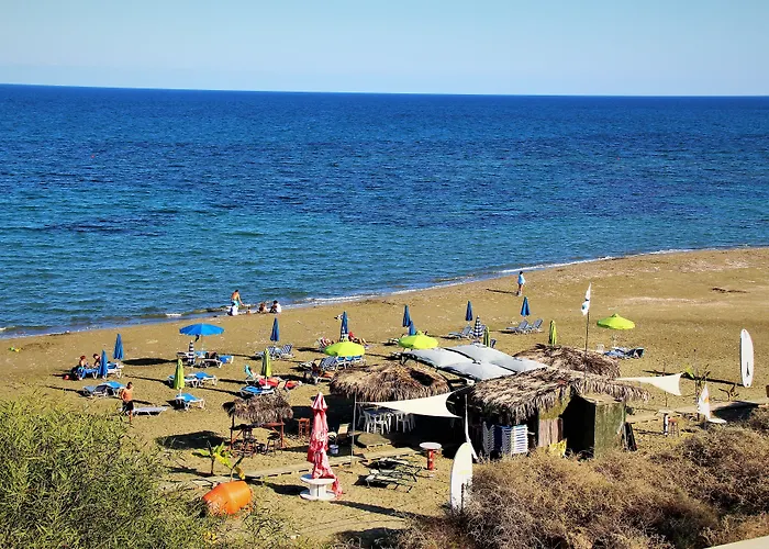 Tzionis Holidays Stonehouse 컨트리하우스 *